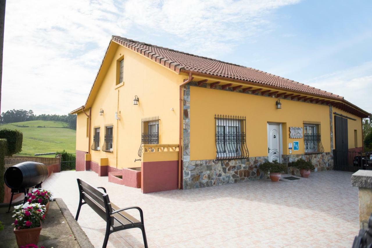 Gasthaus Maria La Carbayeda Luanco Exterior foto